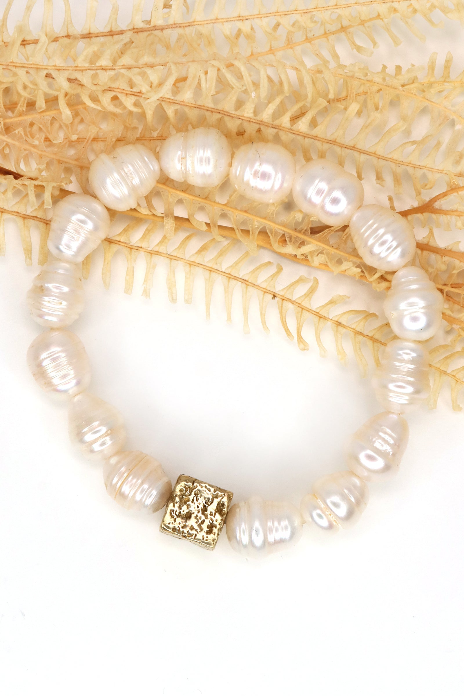 Freshwater Pearl Canto Bracelet