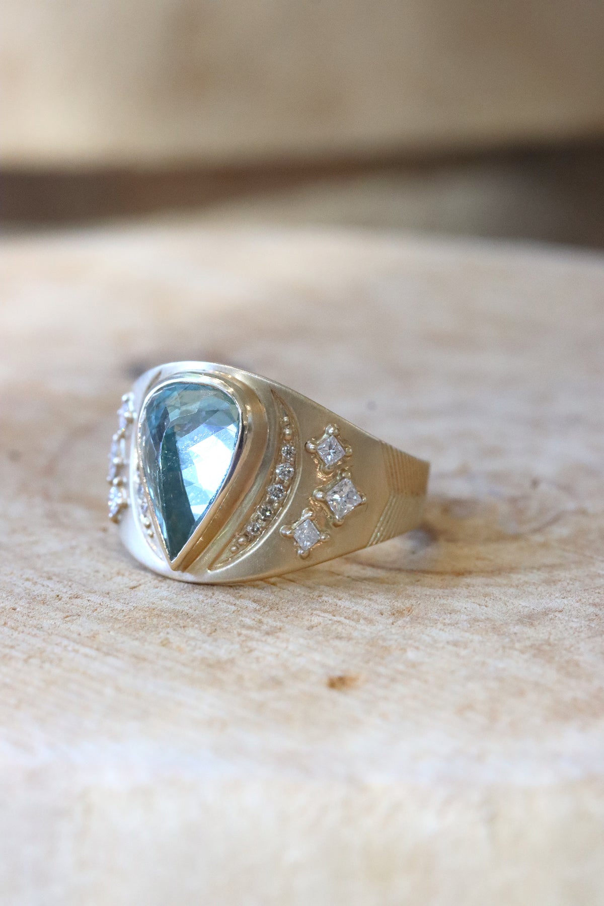 Aqua Tourmaline and Diamonds Ring