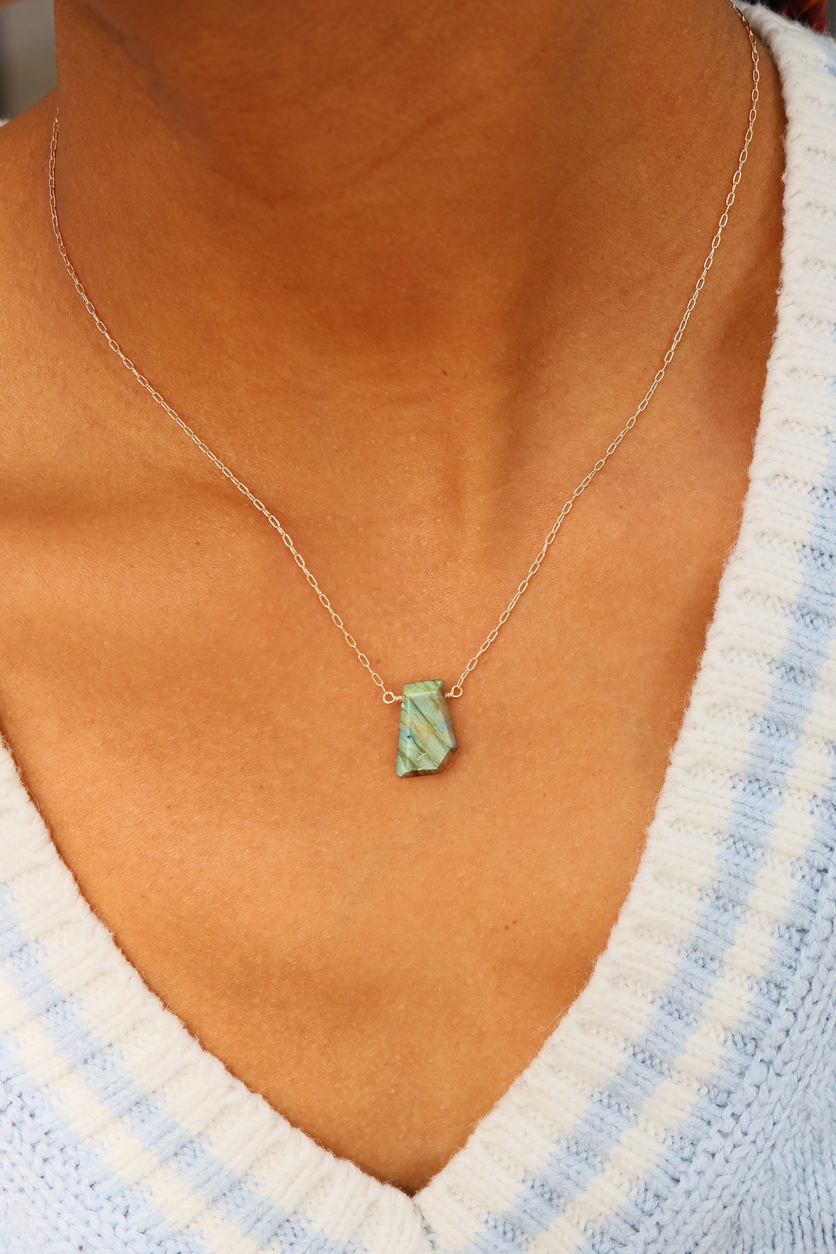 Labradorite Dash Necklace